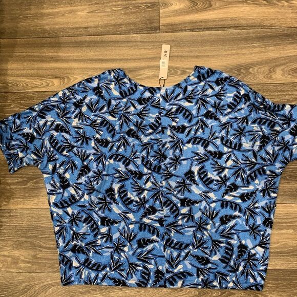 Nic + Zoe NWT palm leaf top.  Dolman style sleeves.  Size: XL - Picture 3 of 6